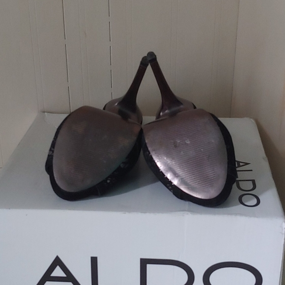 Aldo Black Velvet and Metallic Heels - Picture 5 of 7